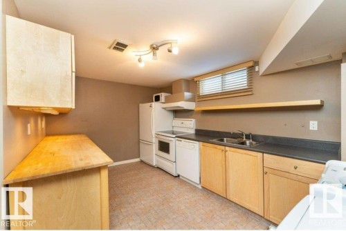 10735 50 Street, Edmonton, AB 