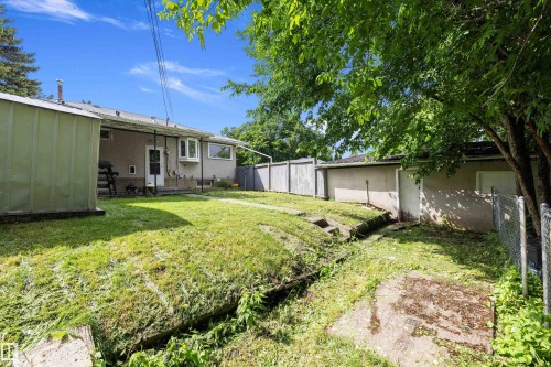 10735 50 Street, Edmonton, AB 