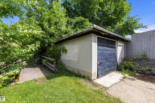 10735 50 Street, Edmonton, AB 