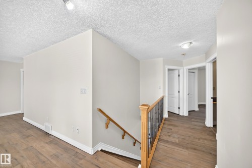 16616 70 Street Nw, Edmonton, AB 