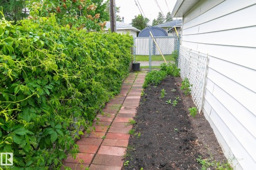8940 147 Street, Edmonton, AB 