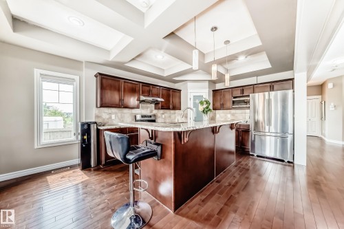 18003 77 Street, Edmonton, AB 