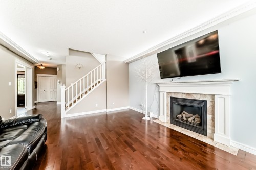 18003 77 Street, Edmonton, AB 