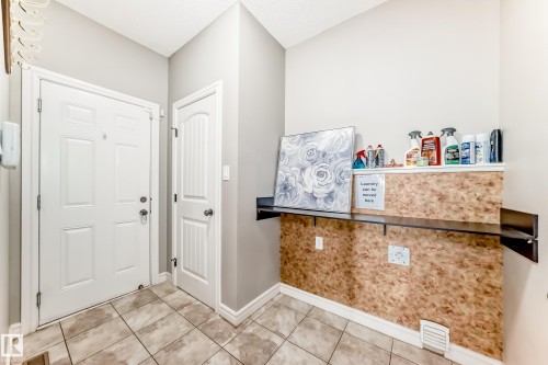 18003 77 Street, Edmonton, AB 
