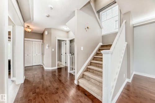 18003 77 Street, Edmonton, AB 