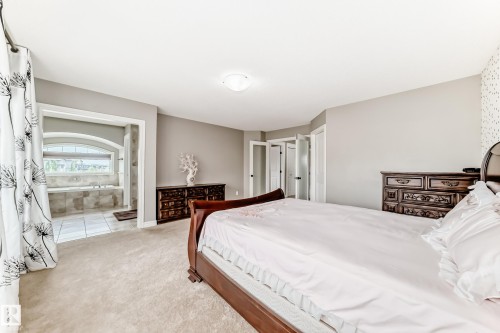 18003 77 Street, Edmonton, AB 