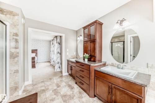 18003 77 Street, Edmonton, AB 