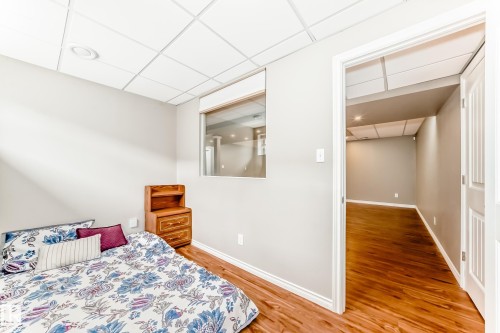 18003 77 Street, Edmonton, AB 