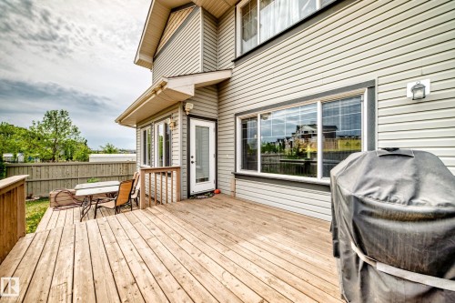 18003 77 Street, Edmonton, AB 