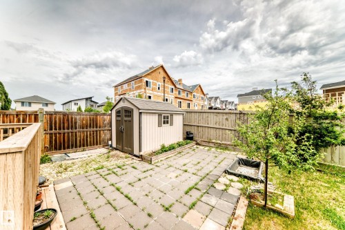 18003 77 Street, Edmonton, AB 
