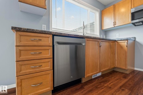 Kitchen - 7118 19A, Edmonton, AB - Indoor Photo Showing Kitchen