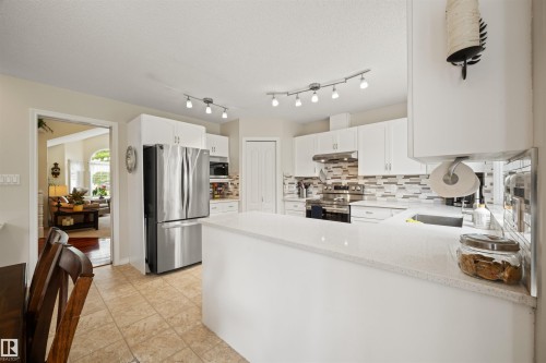 15631 63 Street, Edmonton, AB 