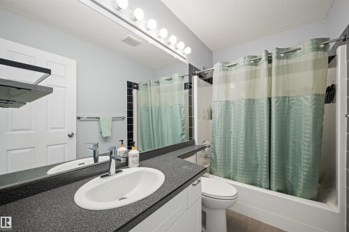 15631 63 Street, Edmonton, AB 