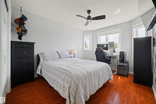 15631 63 Street, Edmonton, AB 