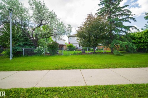 15631 63 Street, Edmonton, AB 