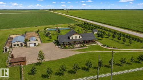 114039 Range Road 221, Rural Lethbridge County, AB 