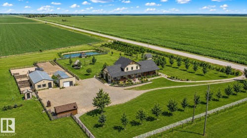 114039 Range Road 221, Rural Lethbridge County, AB 