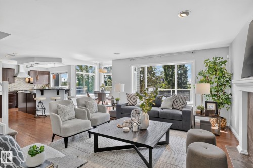 968 Summerside Link Link, Edmonton, AB 