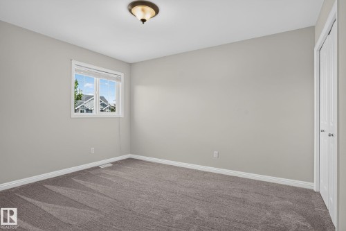 968 Summerside Link Link, Edmonton, AB 
