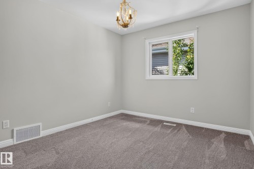968 Summerside Link Link, Edmonton, AB 