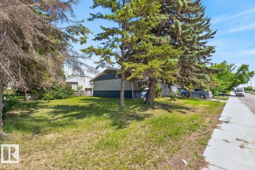 11408 127 Avenue, Edmonton, AB 