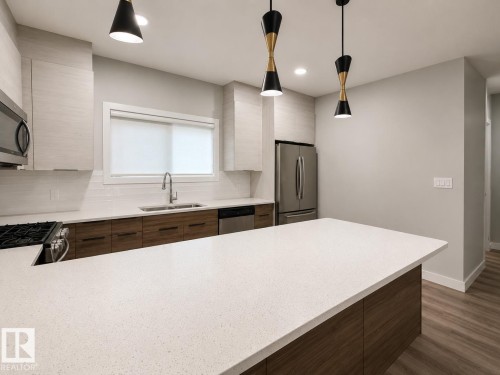 8021 87 Street, Edmonton, AB 