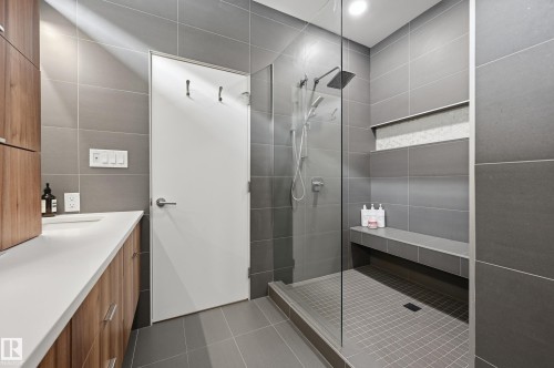 8712 120 Street, Edmonton, AB 