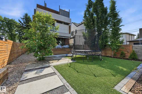 8712 120 Street, Edmonton, AB 