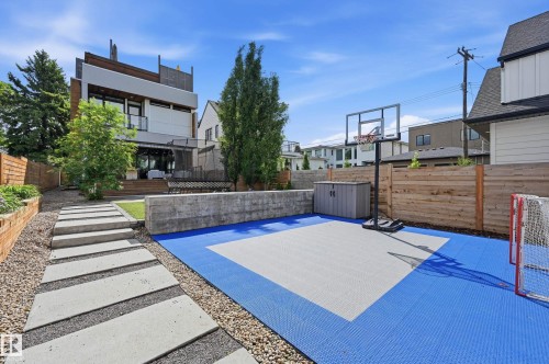 8712 120 Street, Edmonton, AB 