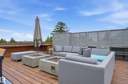 8712 120 Street, Edmonton, AB 