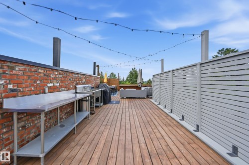 8712 120 Street, Edmonton, AB 