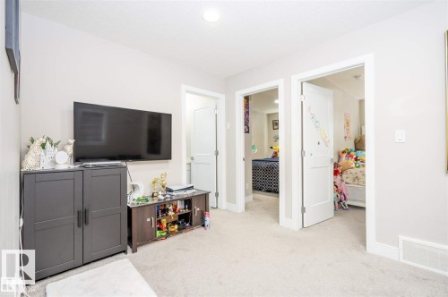 1767 26A Street, Edmonton, AB 