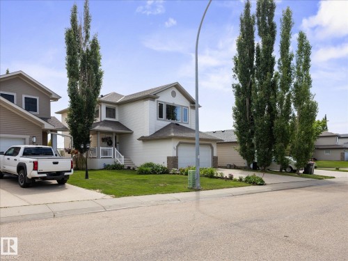 33 Grayridge Crescent, Stony Plain, AB 