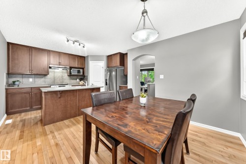 5233 2A Avenue, Edmonton, AB 