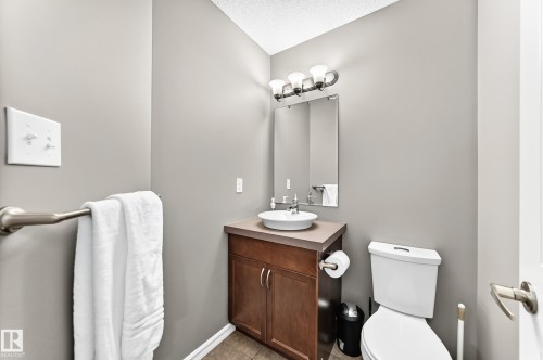 5233 2A Avenue, Edmonton, AB 