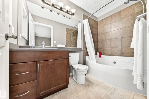 5233 2A Avenue, Edmonton, AB 