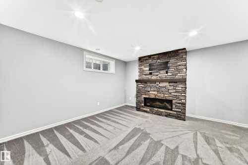 5233 2A Avenue, Edmonton, AB 