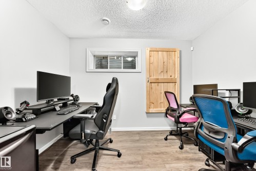 5233 2A Avenue, Edmonton, AB 