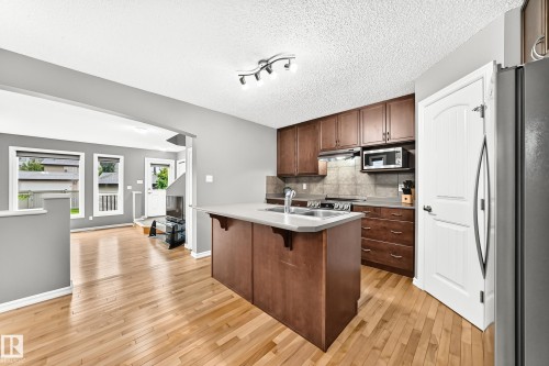 5233 2A Avenue, Edmonton, AB 
