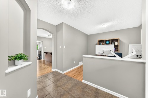 5233 2A Avenue, Edmonton, AB 