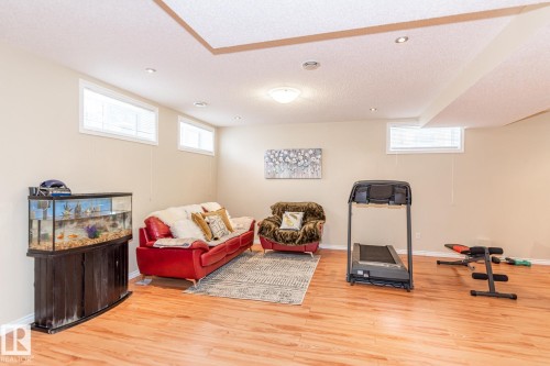 1135 116 Street, Edmonton, AB 