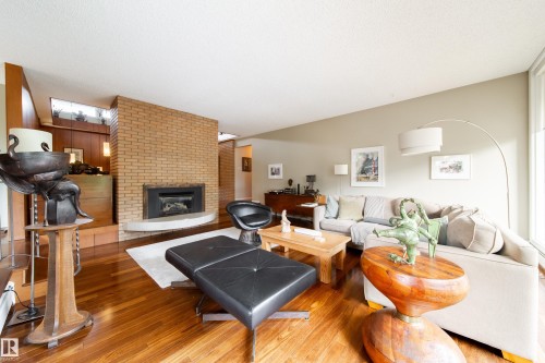 8703 137 Street, Edmonton, AB 