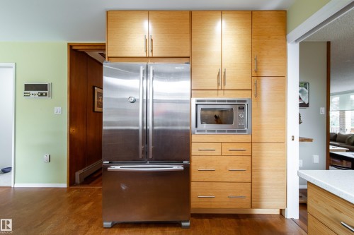 8703 137 Street, Edmonton, AB 