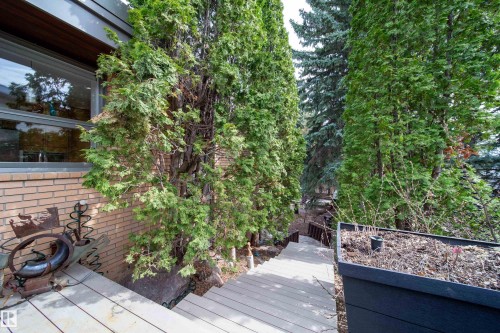 8703 137 Street, Edmonton, AB 
