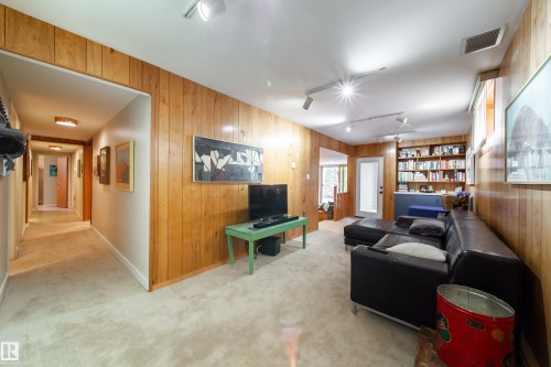 8703 137 Street, Edmonton, AB 
