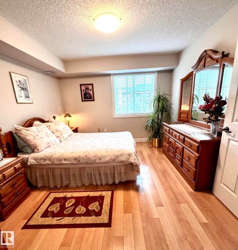 330 13111 140 Avenue, Edmonton, AB 