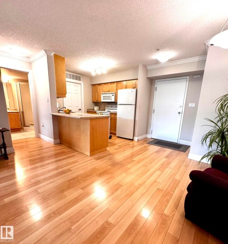 330 13111 140 Avenue, Edmonton, AB 