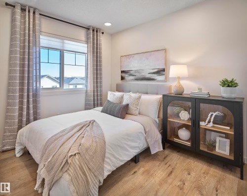 1198 Aster Boulevard, Edmonton, AB 