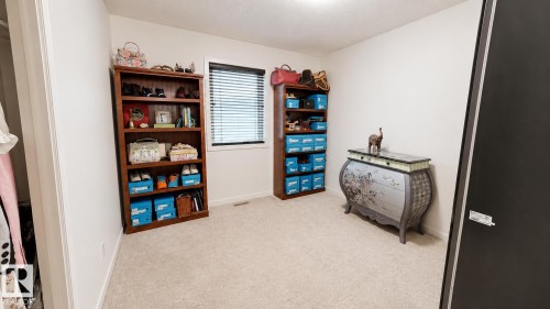 2022 Redtail Common Nw, Edmonton, AB 