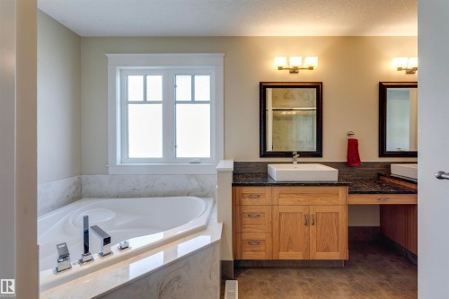 11026 80 Avenue, Edmonton, AB 
